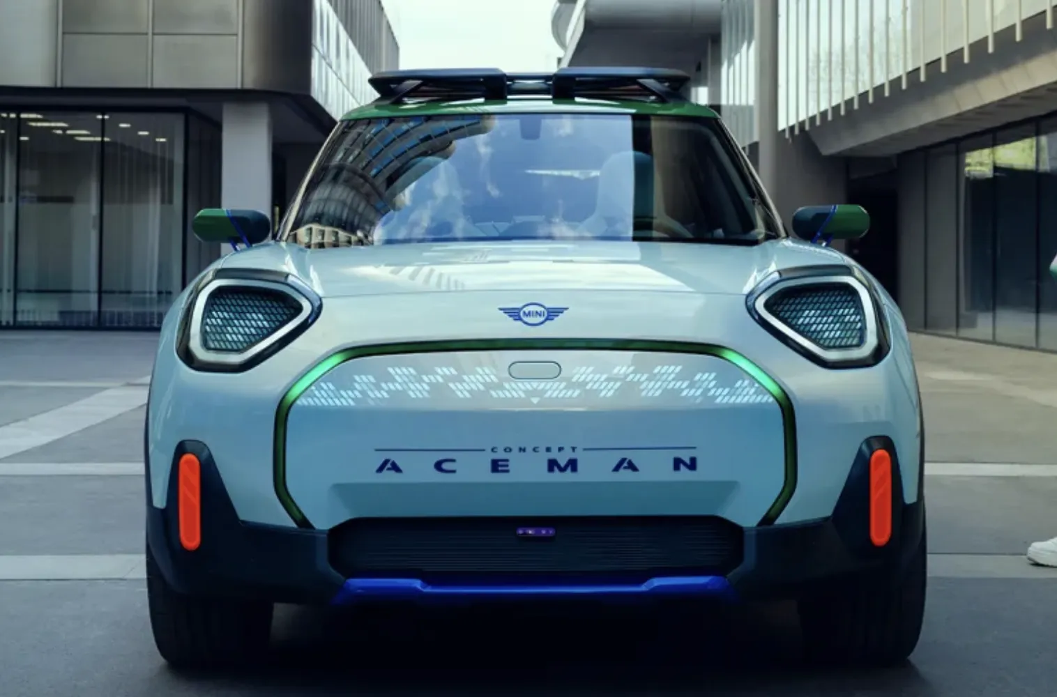 2024 Mini Aceman Crossover