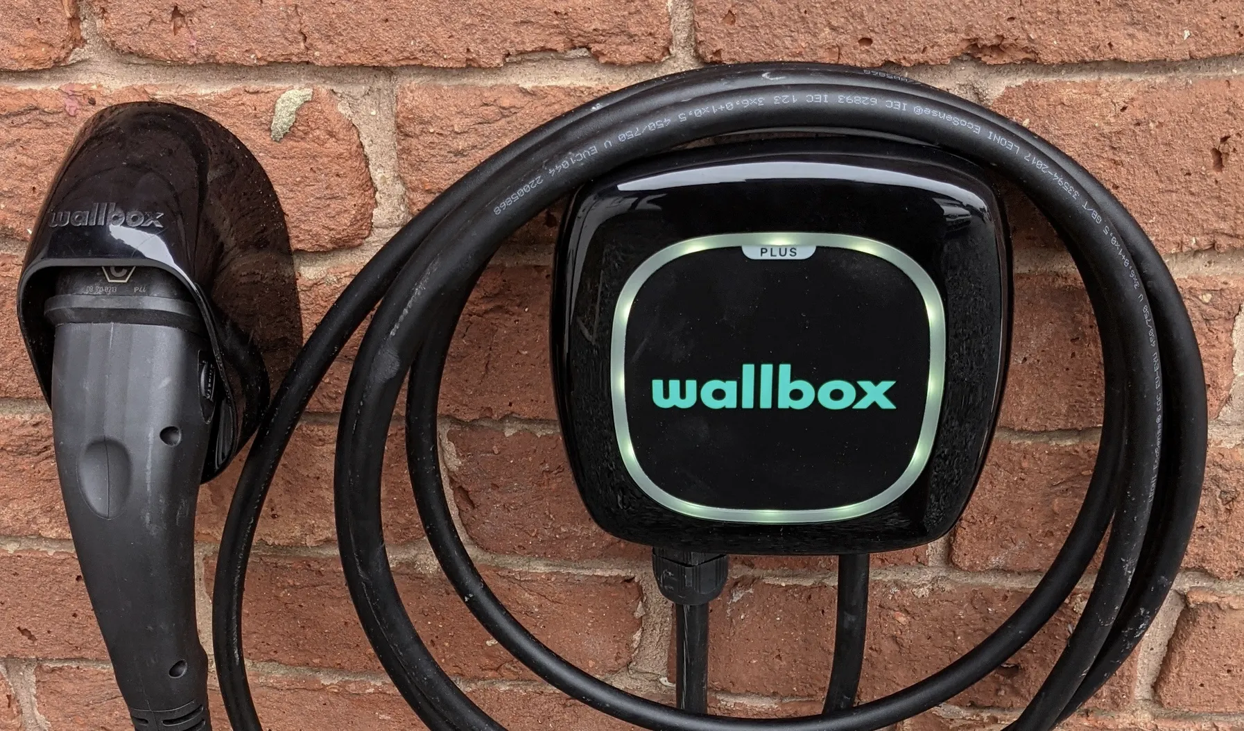 wallbox pulsar plus ev charger