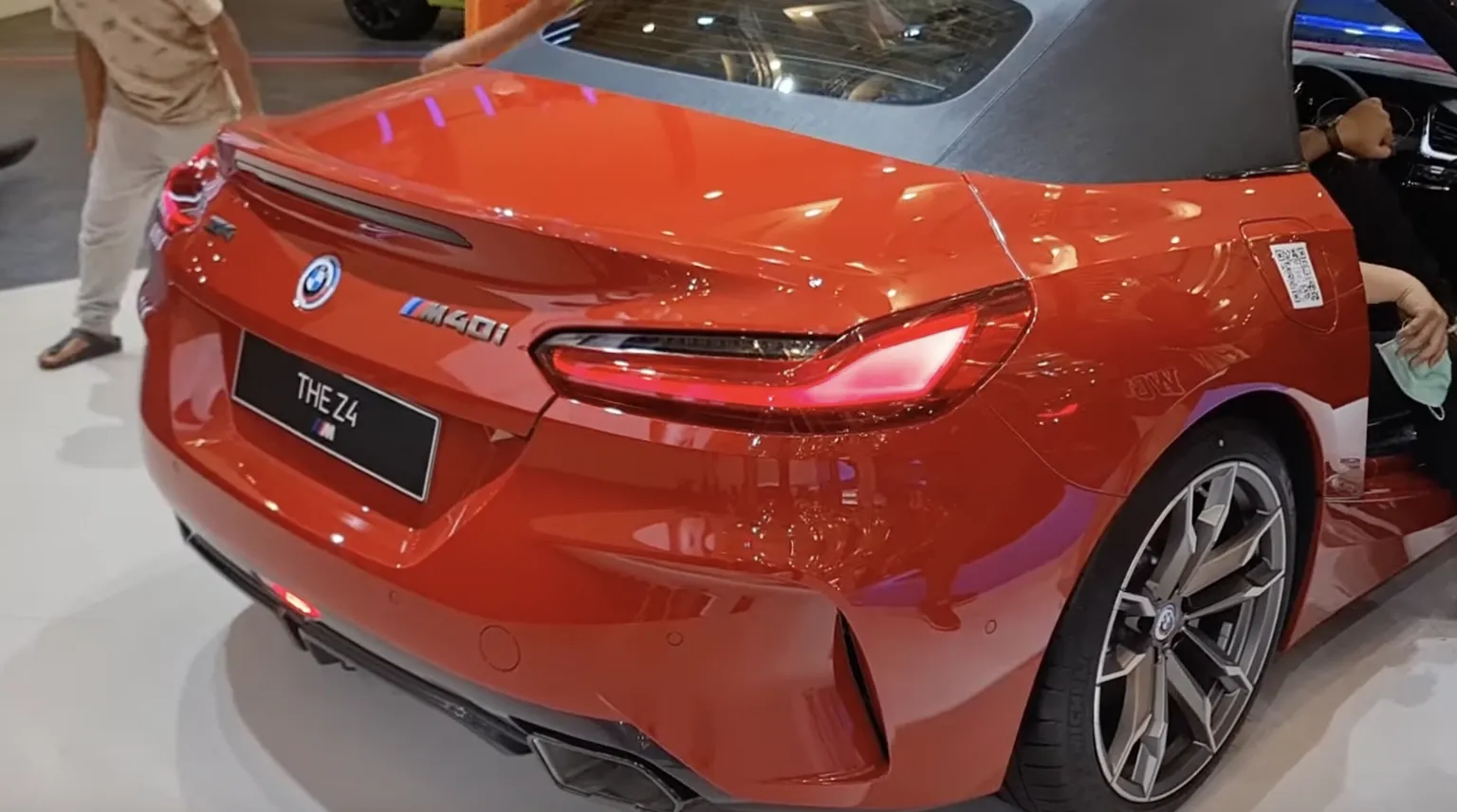 2023 BMW Z4 M40i rear