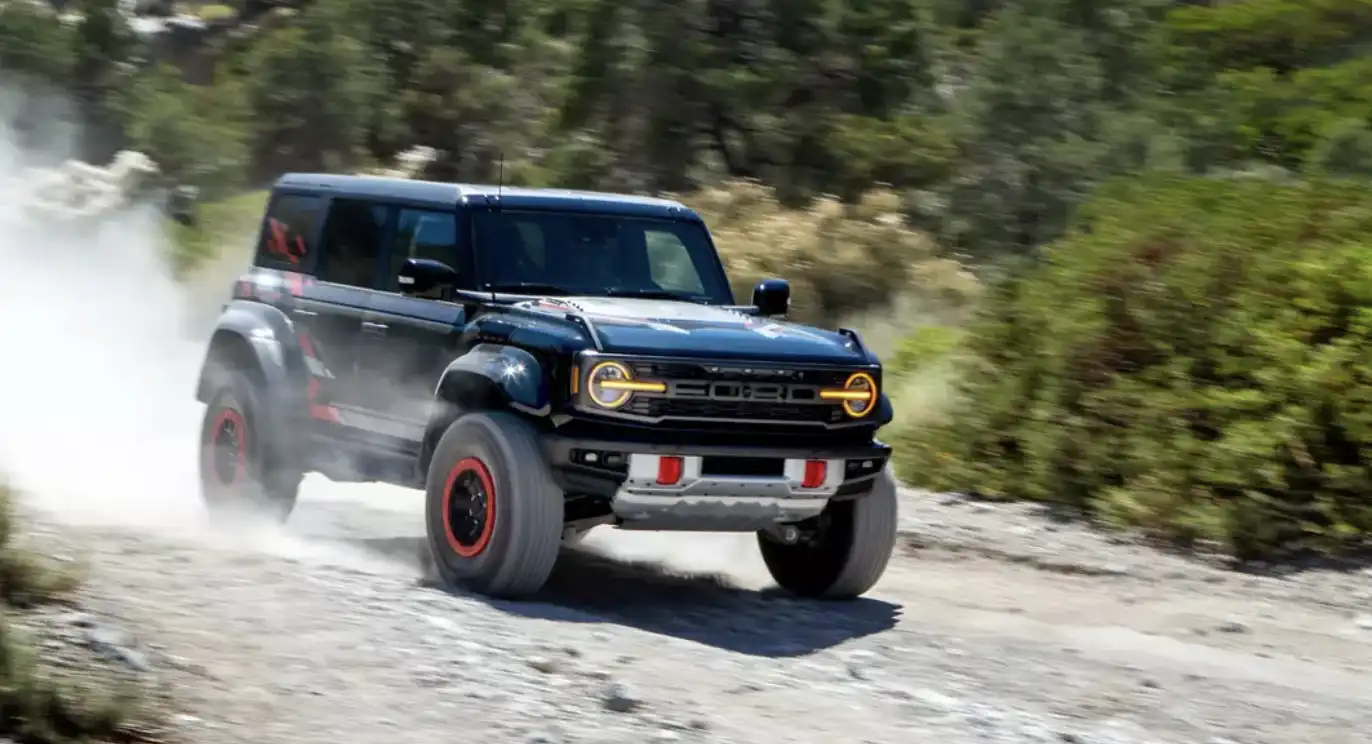 2024 Ford Bronco Raptor vs. Competitor Ultimate SUV Showdown